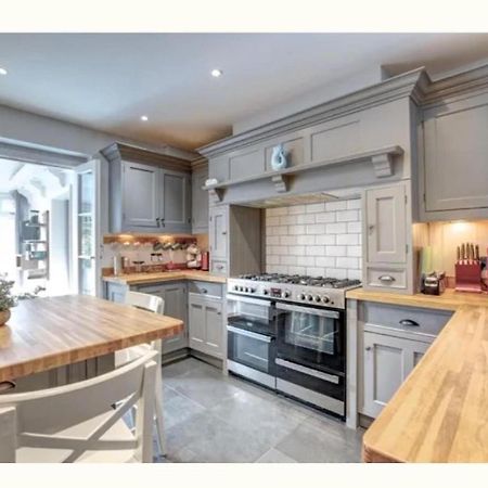 Charming 3-Bed Cottage In Swanage Esterno foto