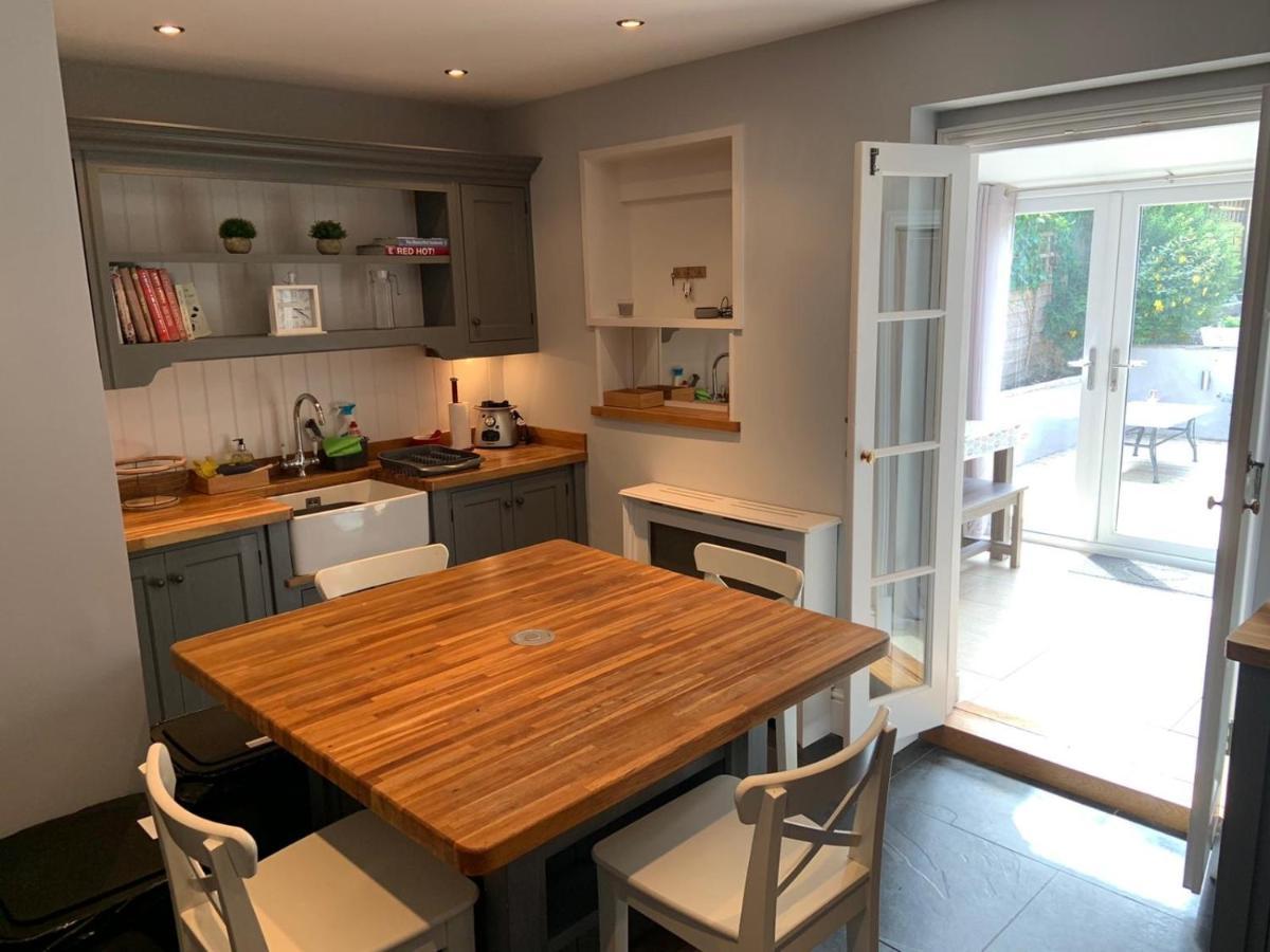 Charming 3-Bed Cottage In Swanage Esterno foto